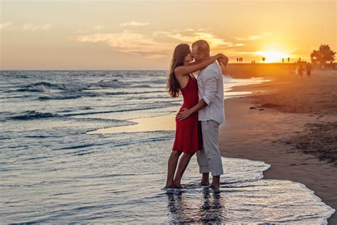 sexy couple on beach|Free Romantic Couple In Beach Photos .